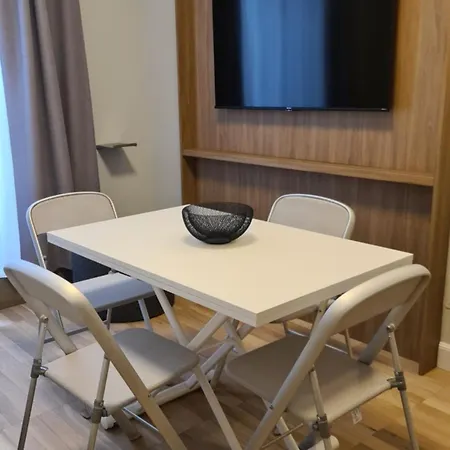 Delago 1685 Apartman