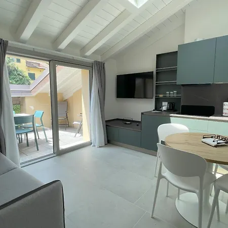 Delago 1685 Apartman Malgrate