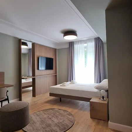 Delago 1685 Apartment